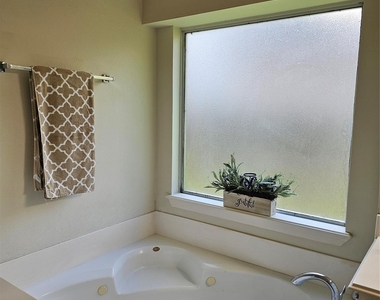 13011 Sandflower Lane - Photo Thumbnail 19