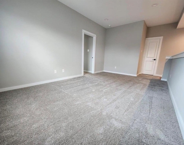 11321 Stonework Grove Lane - Photo Thumbnail 12