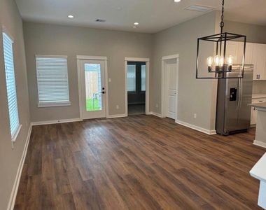 11321 Stonework Grove Lane - Photo Thumbnail 2