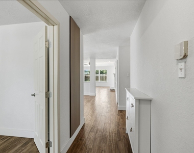 9318 Castlegap Drive - Photo Thumbnail 2