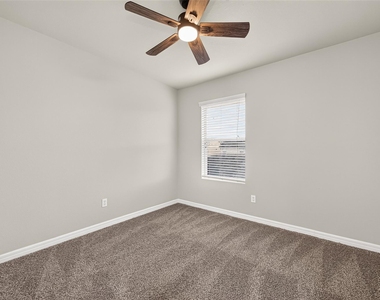 16743 Libson Falls Drive - Photo Thumbnail 24