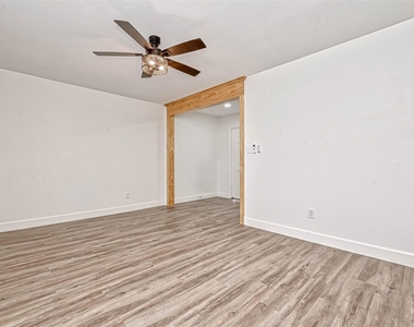 5609 Denmark Street - Photo Thumbnail 2