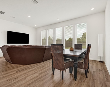 12978 Rio Mariano Lane - Photo Thumbnail 7