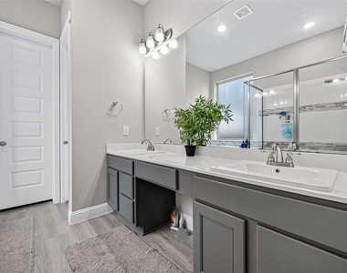 6506 Tiburon Lakes Drive - Photo Thumbnail 22