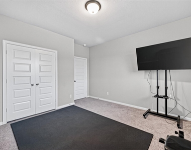 6506 Tiburon Lakes Drive - Photo Thumbnail 33