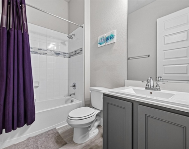 6506 Tiburon Lakes Drive - Photo Thumbnail 40