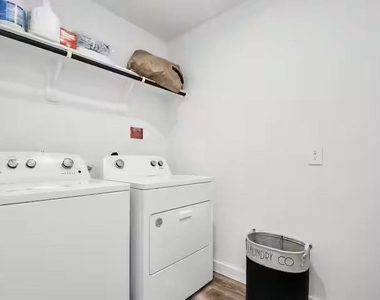 12320 Churchill Down Dr - Photo Thumbnail 17