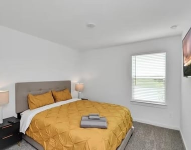 12320 Churchill Down Dr - Photo Thumbnail 11