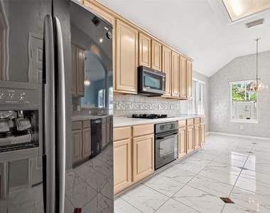 12338 Ashford Hollow Drive - Photo Thumbnail 16