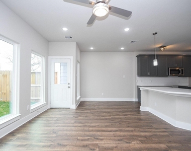 4401 Alvin Street - Photo Thumbnail 2