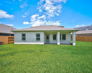13126 Lago Acero Lane - Photo Thumbnail 38