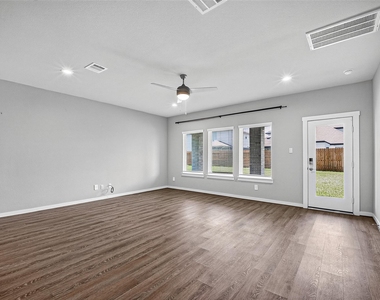13126 Lago Acero Lane - Photo Thumbnail 36