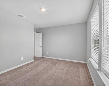 13126 Lago Acero Lane - Photo Thumbnail 30