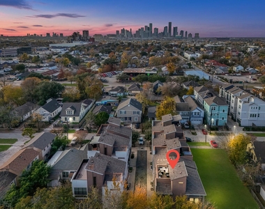 209 Burr Street - Photo Thumbnail 15