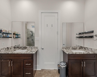 209 Burr Street - Photo Thumbnail 11
