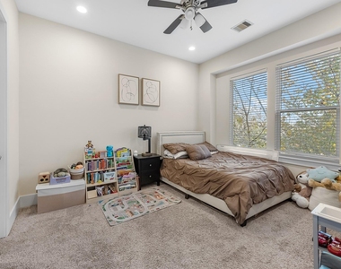 209 Burr Street - Photo Thumbnail 12