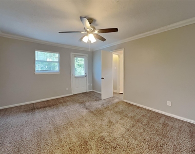15506 Swan Creek Drive - Photo Thumbnail 7
