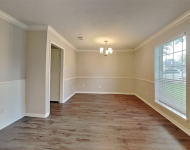 15506 Swan Creek Drive - Photo Thumbnail 6