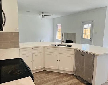 17627 Glenwolf Drive - Photo Thumbnail 5