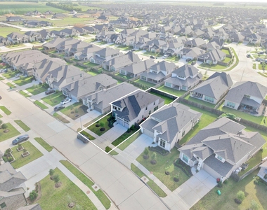 2122 Alabaster Estate Drive - Photo Thumbnail 45