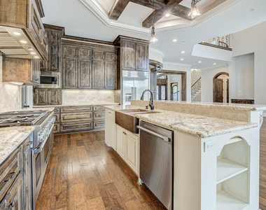 27303 Silver Jade Court - Photo Thumbnail 13