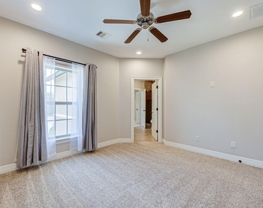 27303 Silver Jade Court - Photo Thumbnail 32