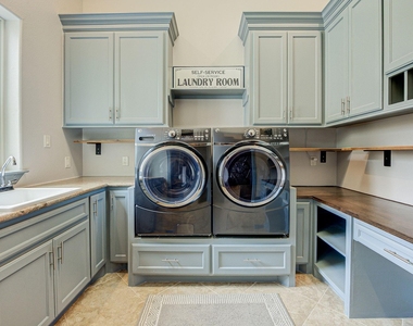 27303 Silver Jade Court - Photo Thumbnail 16