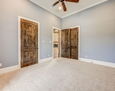 27303 Silver Jade Court - Photo Thumbnail 18
