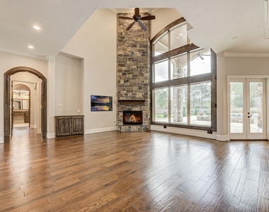 27303 Silver Jade Court - Photo Thumbnail 9