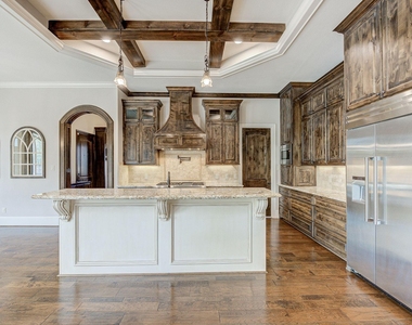 27303 Silver Jade Court - Photo Thumbnail 12