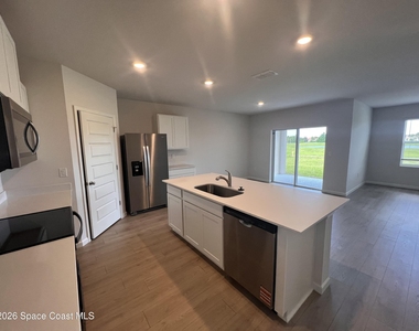 1493 Garabaldi Circle Se - Photo Thumbnail 10