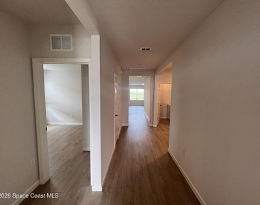 1493 Garabaldi Circle Se - Photo Thumbnail 1