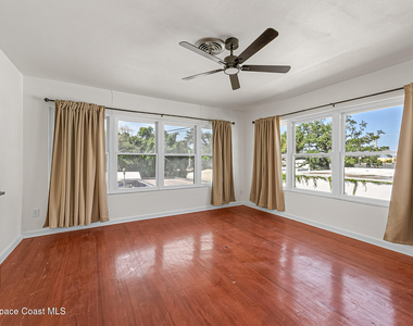 1008 E Strawbridge Avenue - Photo Thumbnail 16