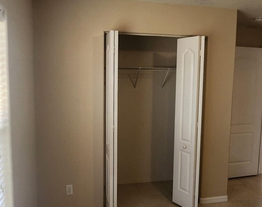 3800 Sunbeam Court - Photo Thumbnail 7