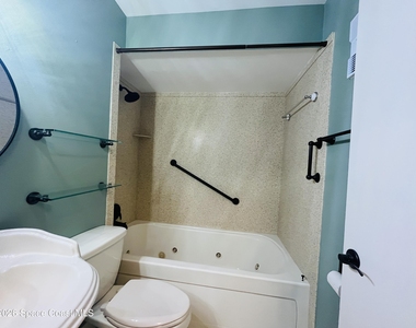 2963 Sir Hamilton Circle - Photo Thumbnail 6