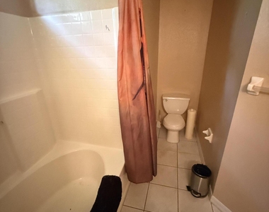 3207 Foresman Avenue Se - Photo Thumbnail 9