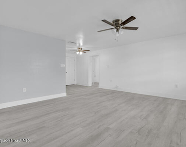 18634 Goodman Circle - Photo Thumbnail 13