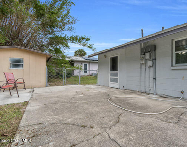 18634 Goodman Circle - Photo Thumbnail 32