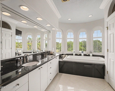 120 Lansing Island Drive - Photo Thumbnail 30