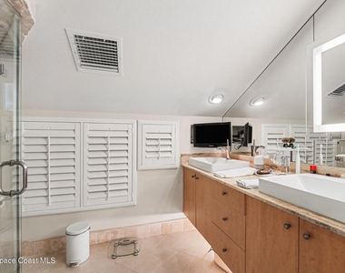 120 Lansing Island Drive - Photo Thumbnail 40