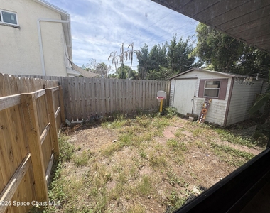 319/321 Jefferson Avenue - Photo Thumbnail 13