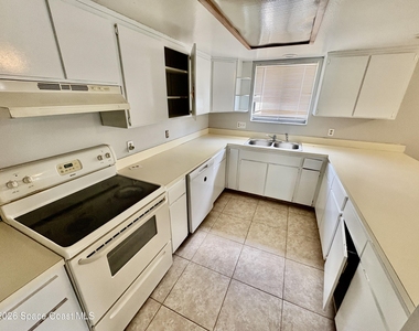 319/321 Jefferson Avenue - Photo Thumbnail 5