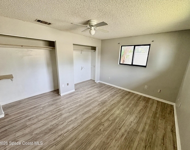 319/321 Jefferson Avenue - Photo Thumbnail 7
