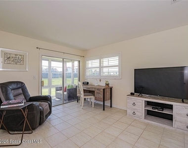 55 Woodland Drive - Photo Thumbnail 14
