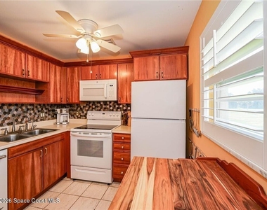 55 Woodland Drive - Photo Thumbnail 7