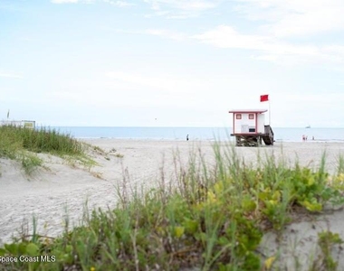259 S Brevard Avenue - Photo Thumbnail 11