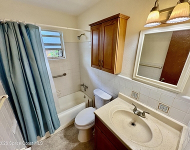 259 S Brevard Avenue - Photo Thumbnail 7
