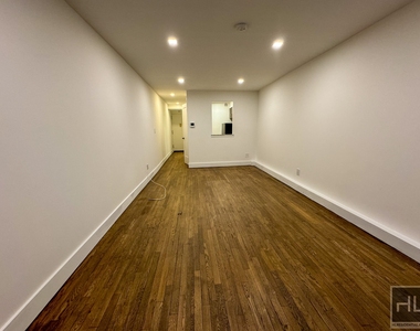 East 80 Street - Photo Thumbnail 1