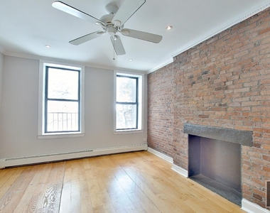 Avenue B - Photo Thumbnail 3
