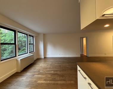East 63 Street - Photo Thumbnail 1